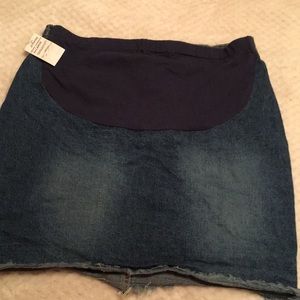 Duo Maternity Jean Skirt Size L NWT